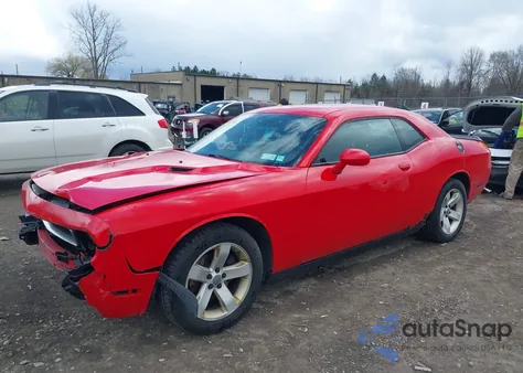 2014 Dodge Challenger Sxt z USA, uszkodzony, nr VIN 2C3CDYAG5EH126745